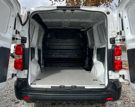 Білий Опель Віваро, об'ємом двигуна 2 л та пробігом 158 тис. км за 17600 $, фото 18 на Automoto.ua