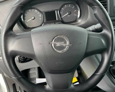 Білий Опель Віваро, об'ємом двигуна 2 л та пробігом 158 тис. км за 17600 $, фото 9 на Automoto.ua