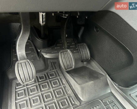 Белый Опель Виваро, объемом двигателя 2 л и пробегом 219 тыс. км за 17900 $, фото 17 на Automoto.ua