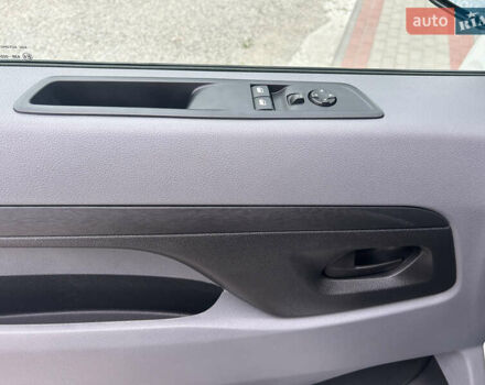 Белый Опель Виваро, объемом двигателя 2 л и пробегом 219 тыс. км за 17900 $, фото 14 на Automoto.ua