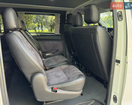 Белый Опель Виваро, объемом двигателя 2 л и пробегом 130 тыс. км за 28700 $, фото 14 на Automoto.ua