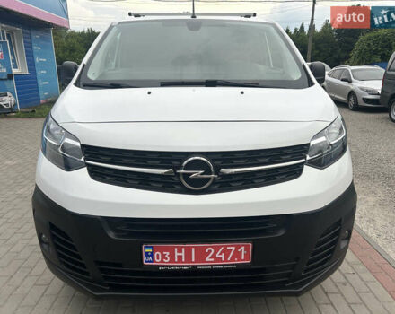 Белый Опель Виваро, объемом двигателя 2 л и пробегом 219 тыс. км за 17900 $, фото 7 на Automoto.ua