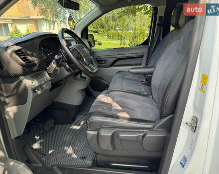 Белый Опель Виваро, объемом двигателя 2 л и пробегом 130 тыс. км за 28700 $, фото 20 на Automoto.ua