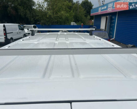 Белый Опель Виваро, объемом двигателя 2 л и пробегом 219 тыс. км за 17900 $, фото 12 на Automoto.ua