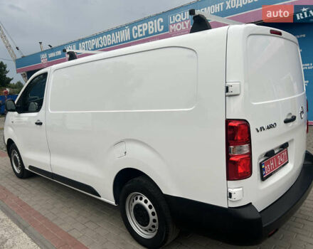 Белый Опель Виваро, объемом двигателя 2 л и пробегом 219 тыс. км за 17900 $, фото 2 на Automoto.ua