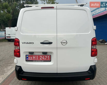 Белый Опель Виваро, объемом двигателя 2 л и пробегом 219 тыс. км за 17900 $, фото 3 на Automoto.ua