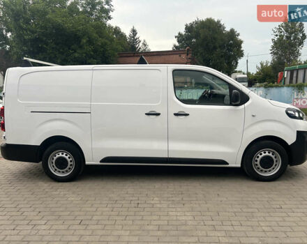 Белый Опель Виваро, объемом двигателя 2 л и пробегом 219 тыс. км за 17900 $, фото 5 на Automoto.ua