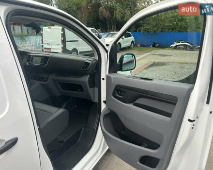 Белый Опель Виваро, объемом двигателя 2 л и пробегом 219 тыс. км за 17900 $, фото 29 на Automoto.ua