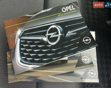 Белый Опель Виваро, объемом двигателя 2 л и пробегом 219 тыс. км за 17900 $, фото 38 на Automoto.ua