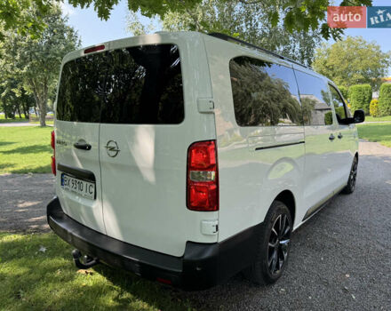 Белый Опель Виваро, объемом двигателя 2 л и пробегом 130 тыс. км за 28700 $, фото 6 на Automoto.ua