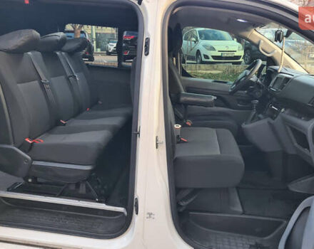 Білий Опель Віваро, об'ємом двигуна 2 л та пробігом 130 тис. км за 22500 $, фото 11 на Automoto.ua