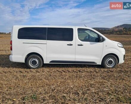 Белый Опель Виваро, объемом двигателя 2 л и пробегом 87 тыс. км за 24999 $, фото 4 на Automoto.ua