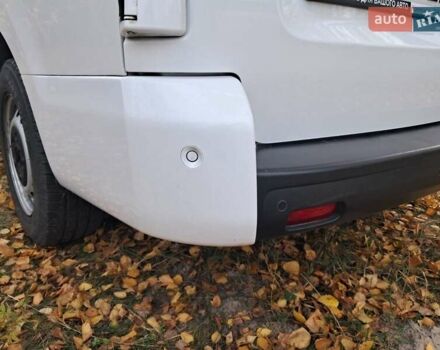 Белый Опель Виваро, объемом двигателя 2 л и пробегом 87 тыс. км за 24999 $, фото 13 на Automoto.ua