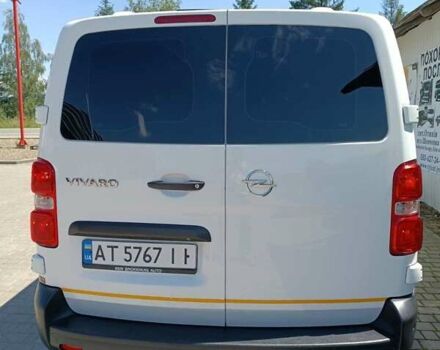 Білий Опель Віваро, об'ємом двигуна 2 л та пробігом 153 тис. км за 26500 $, фото 3 на Automoto.ua