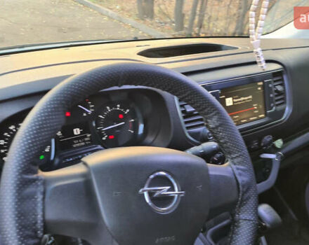 Білий Опель Віваро, об'ємом двигуна 2 л та пробігом 130 тис. км за 22500 $, фото 10 на Automoto.ua