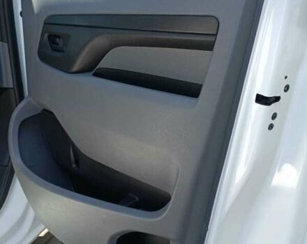 Білий Опель Віваро, об'ємом двигуна 2 л та пробігом 153 тис. км за 26500 $, фото 19 на Automoto.ua