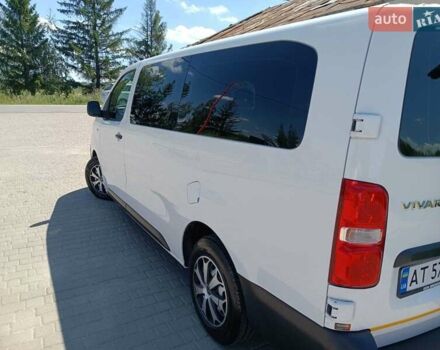 Білий Опель Віваро, об'ємом двигуна 2 л та пробігом 153 тис. км за 26500 $, фото 5 на Automoto.ua