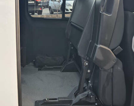 Білий Опель Віваро, об'ємом двигуна 2 л та пробігом 130 тис. км за 22500 $, фото 6 на Automoto.ua