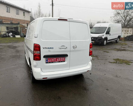 Белый Опель Виваро, объемом двигателя 1.5 л и пробегом 159 тыс. км за 19300 $, фото 19 на Automoto.ua