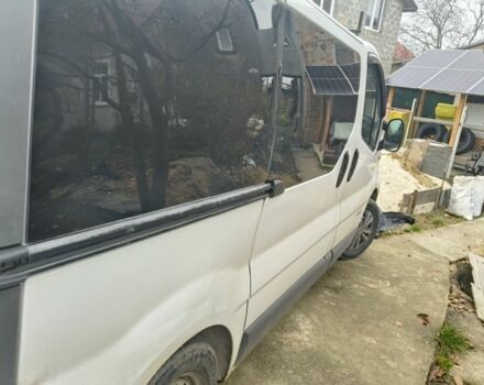 Белый Опель Виваро, объемом двигателя 1.9 л и пробегом 415 тыс. км за 5100 $, фото 2 на Automoto.ua