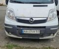 Белый Опель Виваро, объемом двигателя 2 л и пробегом 350 тыс. км за 7000 $, фото 1 на Automoto.ua