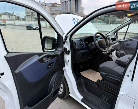 Белый Опель Виваро, объемом двигателя 1.6 л и пробегом 237 тыс. км за 17900 $, фото 20 на Automoto.ua