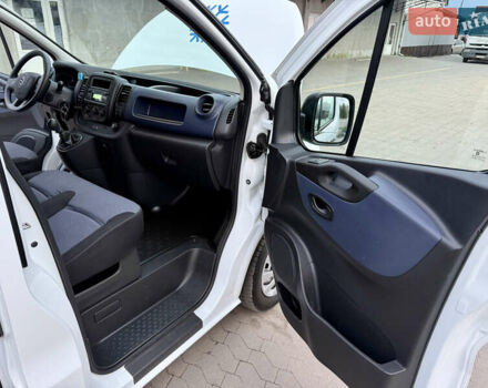 Белый Опель Виваро, объемом двигателя 1.6 л и пробегом 237 тыс. км за 17900 $, фото 32 на Automoto.ua