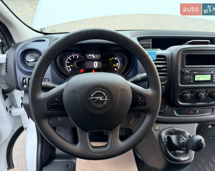 Белый Опель Виваро, объемом двигателя 1.6 л и пробегом 237 тыс. км за 17900 $, фото 27 на Automoto.ua