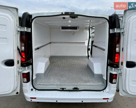 Белый Опель Виваро, объемом двигателя 1.6 л и пробегом 237 тыс. км за 17900 $, фото 40 на Automoto.ua