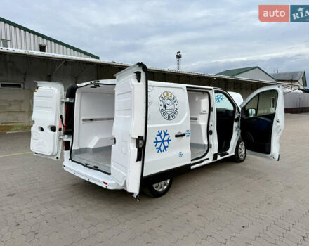 Белый Опель Виваро, объемом двигателя 1.6 л и пробегом 237 тыс. км за 17900 $, фото 15 на Automoto.ua