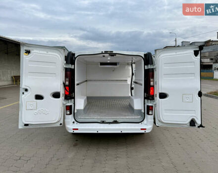 Белый Опель Виваро, объемом двигателя 1.6 л и пробегом 237 тыс. км за 17900 $, фото 14 на Automoto.ua