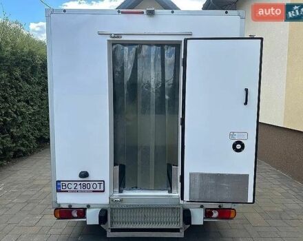 Белый Опель Виваро, объемом двигателя 1.6 л и пробегом 135 тыс. км за 16900 $, фото 4 на Automoto.ua