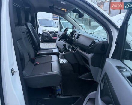 Білий Опель Віваро, об'ємом двигуна 2 л та пробігом 170 тис. км за 24900 $, фото 29 на Automoto.ua