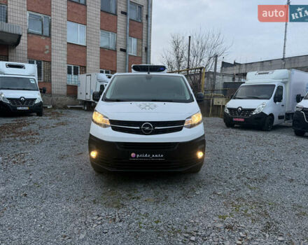 Білий Опель Віваро, об'ємом двигуна 2 л та пробігом 170 тис. км за 24900 $, фото 1 на Automoto.ua