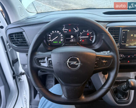 Білий Опель Віваро, об'ємом двигуна 2 л та пробігом 170 тис. км за 24900 $, фото 17 на Automoto.ua