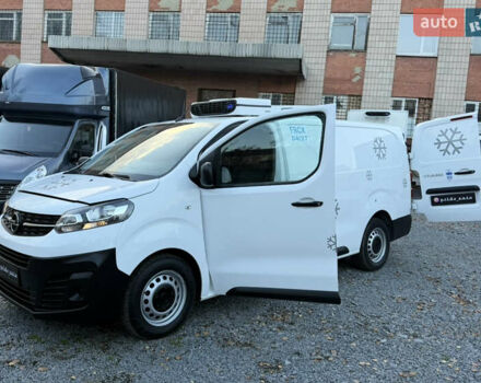Білий Опель Віваро, об'ємом двигуна 2 л та пробігом 170 тис. км за 24900 $, фото 36 на Automoto.ua
