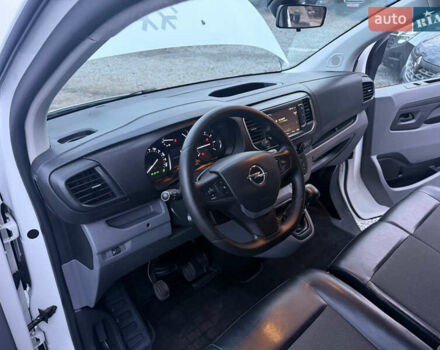Білий Опель Віваро, об'ємом двигуна 2 л та пробігом 170 тис. км за 24900 $, фото 16 на Automoto.ua