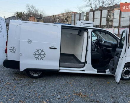 Білий Опель Віваро, об'ємом двигуна 2 л та пробігом 170 тис. км за 24900 $, фото 41 на Automoto.ua