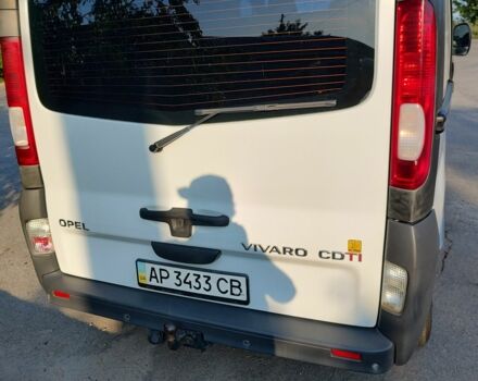 Білий Опель Віваро, об'ємом двигуна 2 л та пробігом 200 тис. км за 10000 $, фото 11 на Automoto.ua