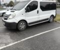 Білий Опель Віваро, об'ємом двигуна 2 л та пробігом 345 тис. км за 9000 $, фото 1 на Automoto.ua