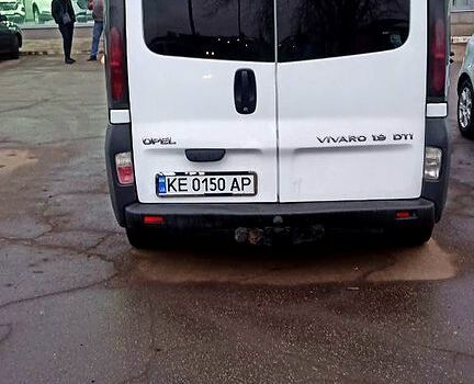 Опель Виваро 2003 в Киеве на Automoto.ua Белый Опель Виваро, объемом двигателя 1.9 л и пробегом 318 тыс. км за 6500 $, фото 5 на Automoto.ua
