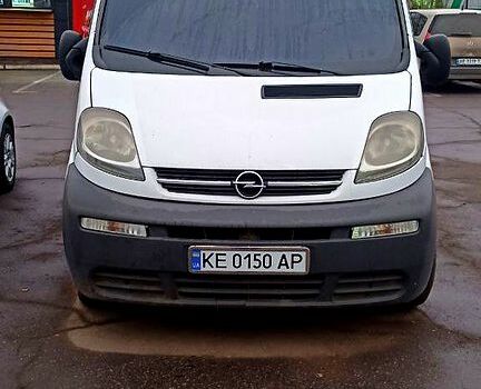 Опель Виваро 2003 в Киеве на Automoto.ua Белый Опель Виваро, объемом двигателя 1.9 л и пробегом 318 тыс. км за 6500 $, фото 4 на Automoto.ua
