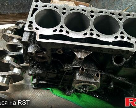 Белый Опель Виваро, объемом двигателя 1.9 л и пробегом 260 тыс. км за 5600 $, фото 2 на Automoto.ua