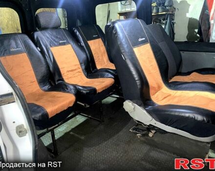 Белый Опель Виваро, объемом двигателя 25 л и пробегом 260 тыс. км за 7700 $, фото 13 на Automoto.ua