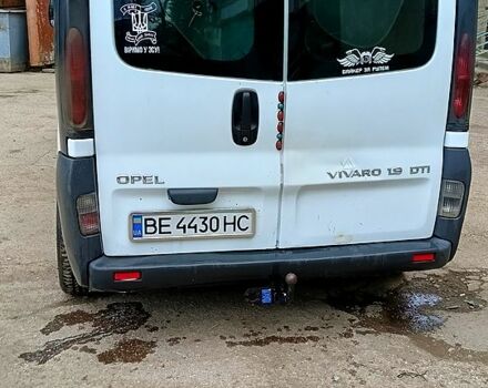 Белый Опель Виваро, объемом двигателя 1.9 л и пробегом 430 тыс. км за 7200 $, фото 6 на Automoto.ua