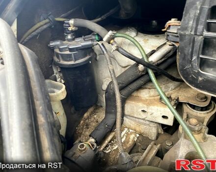 Белый Опель Виваро, объемом двигателя 1.9 л и пробегом 400 тыс. км за 6000 $, фото 2 на Automoto.ua