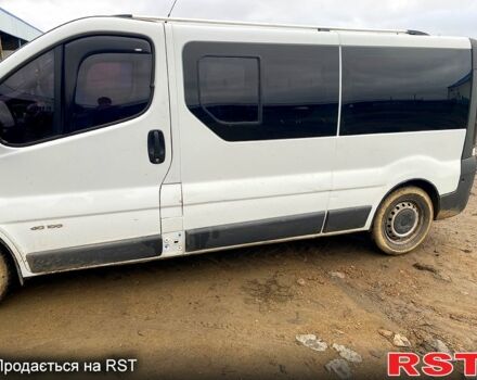 Белый Опель Виваро, объемом двигателя 1.9 л и пробегом 400 тыс. км за 6000 $, фото 7 на Automoto.ua