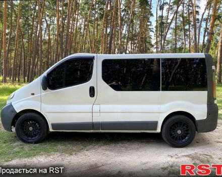 Белый Опель Виваро, объемом двигателя 1.9 л и пробегом 278 тыс. км за 5950 $, фото 1 на Automoto.ua
