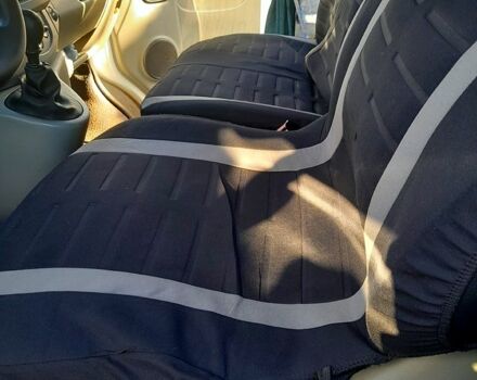 Білий Опель Віваро, об'ємом двигуна 1.9 л та пробігом 241 тис. км за 7000 $, фото 2 на Automoto.ua