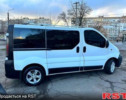 Белый Опель Виваро, объемом двигателя 1.9 л и пробегом 295 тыс. км за 6900 $, фото 2 на Automoto.ua